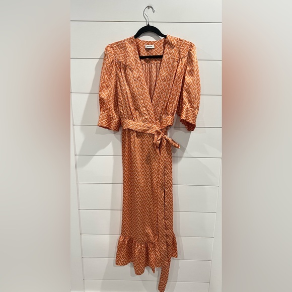 NWT Sandro orange print Enrika satin wrap dress - Picture 4 of 8